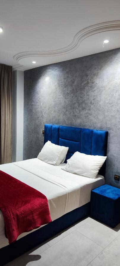 Les Belles Family Only Apartamento
